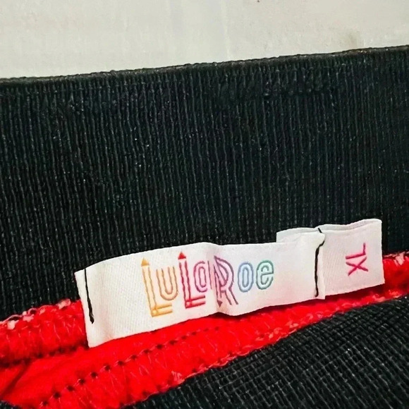 LULAROE POLKA DOTS PRINT SIZE XL - Picture 3 of 3